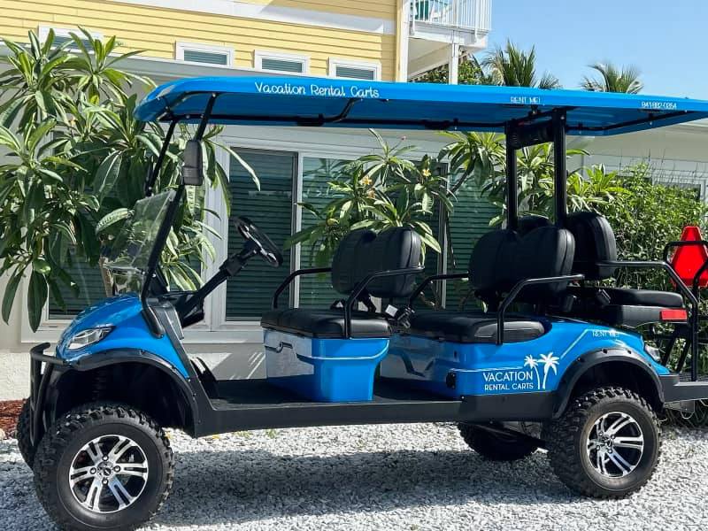 Vacation rental golf cart with six seats